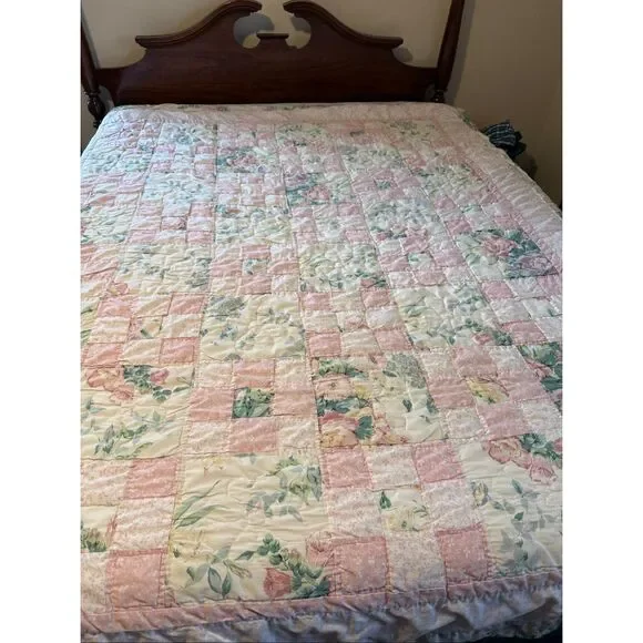 Vintage Laura Ashley Quilt Shabby Chic Cottagecore